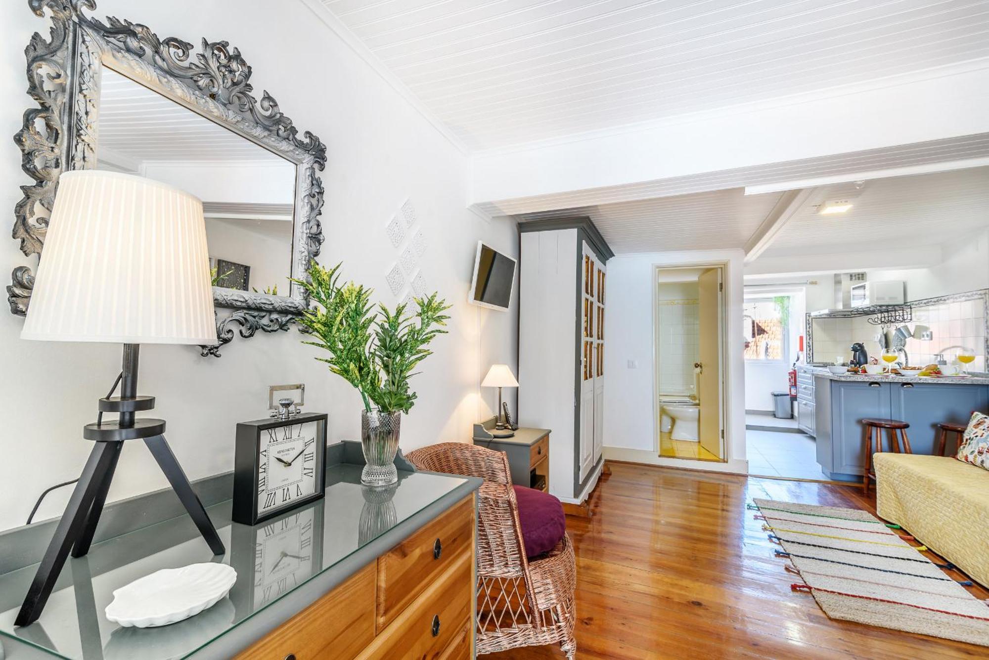 Appartamento Beguest Cozy Flat Sant 'Ana Lisbona Esterno foto